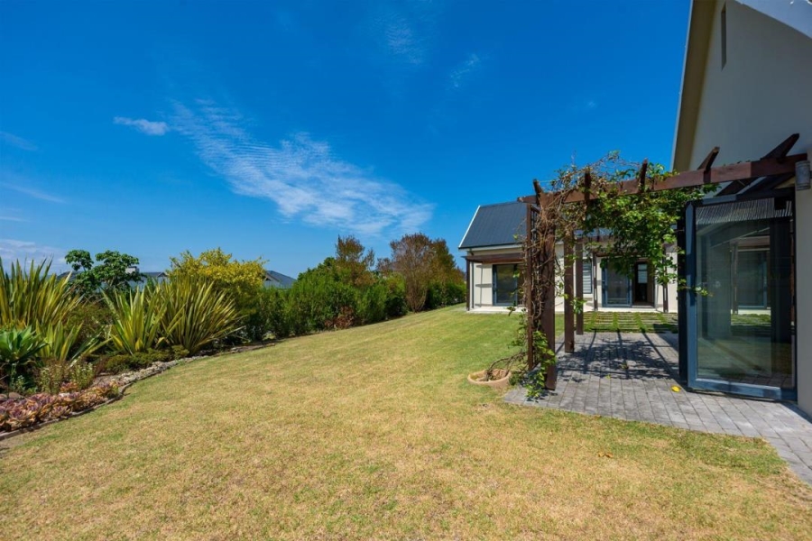 3 Bedroom Property for Sale in Kraaibosch Country Estate Western Cape